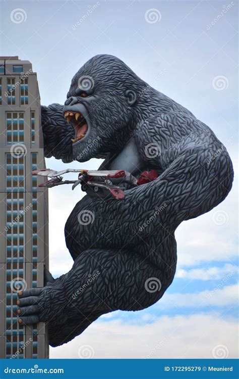Giant King Kong Parimatch